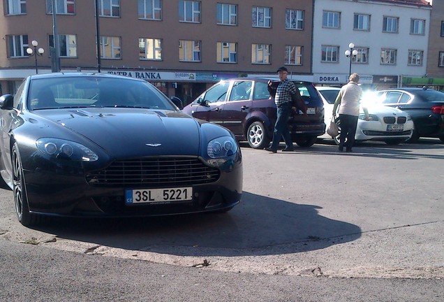 Aston Martin V8 Vantage S