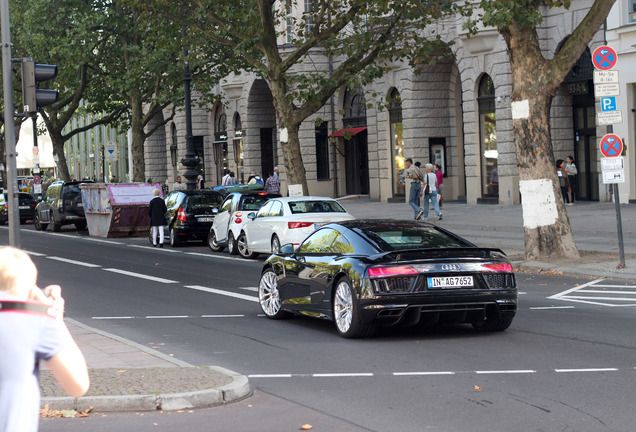 Audi R8 V10 Plus 2015