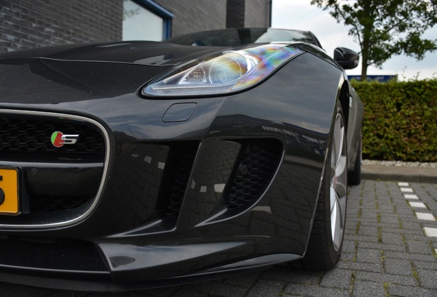 Jaguar F-TYPE S Coupé