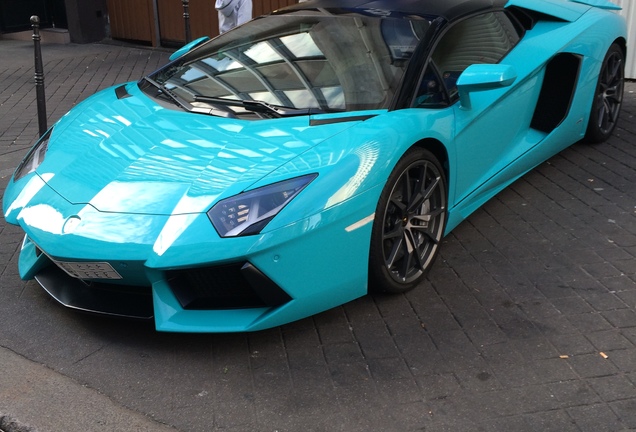 Lamborghini Aventador LP700-4 Roadster