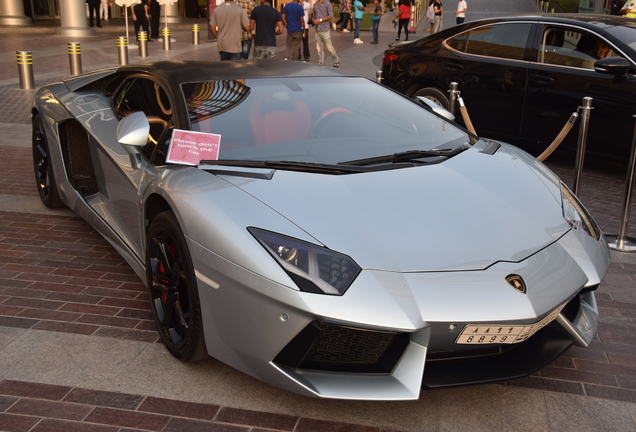 Lamborghini Aventador LP700-4 Roadster