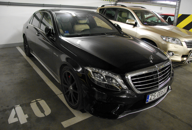 Mercedes-Benz S 63 AMG V222