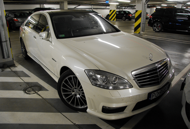 Mercedes-Benz S 63 AMG W221 2010