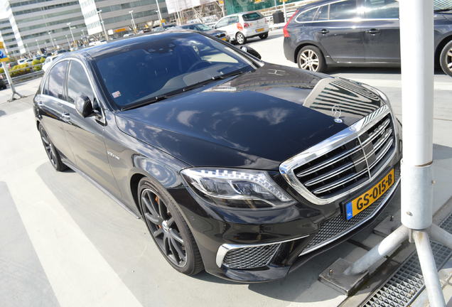 Mercedes-Benz S 65 AMG V222