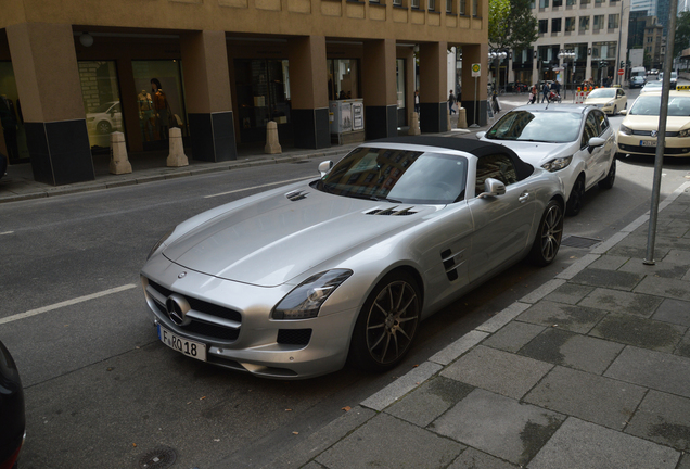 Mercedes-Benz SLS AMG Roadster