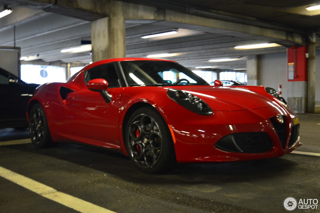 Alfa Romeo 4C Coupé