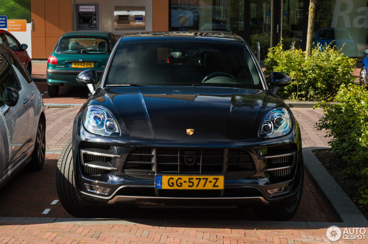 Porsche 95B Macan Turbo