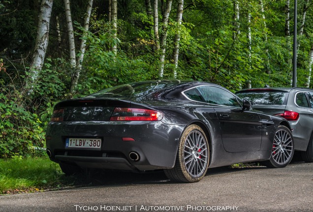 Aston Martin V8 Vantage