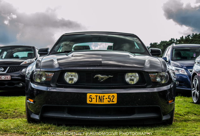 Ford Mustang GT Convertible 2011