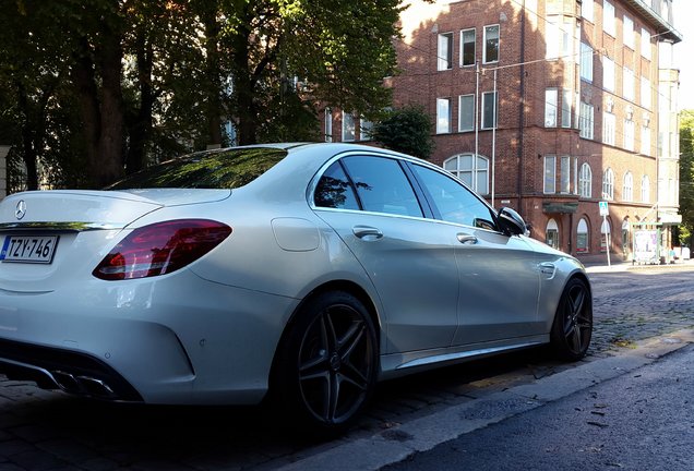 Mercedes-AMG C 63 S W205