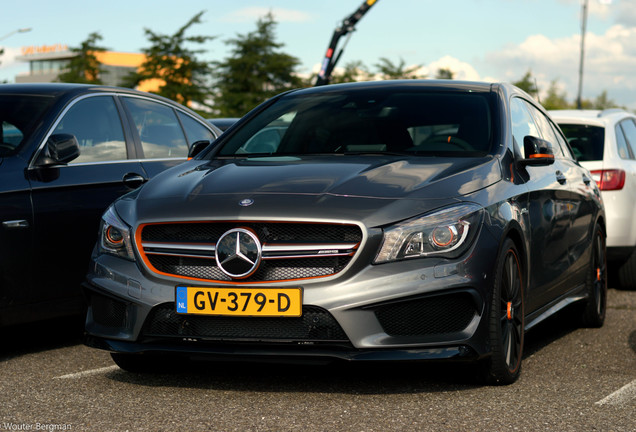 Mercedes-Benz CLA 45 AMG Shooting Brake OrangeArt Edition