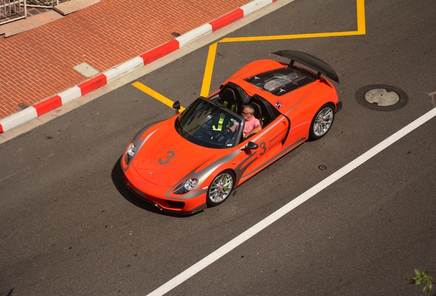 Porsche 918 Spyder Weissach Package