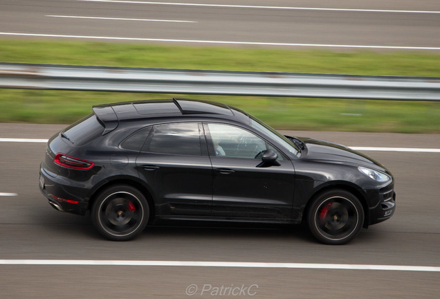 Porsche 95B Macan Turbo