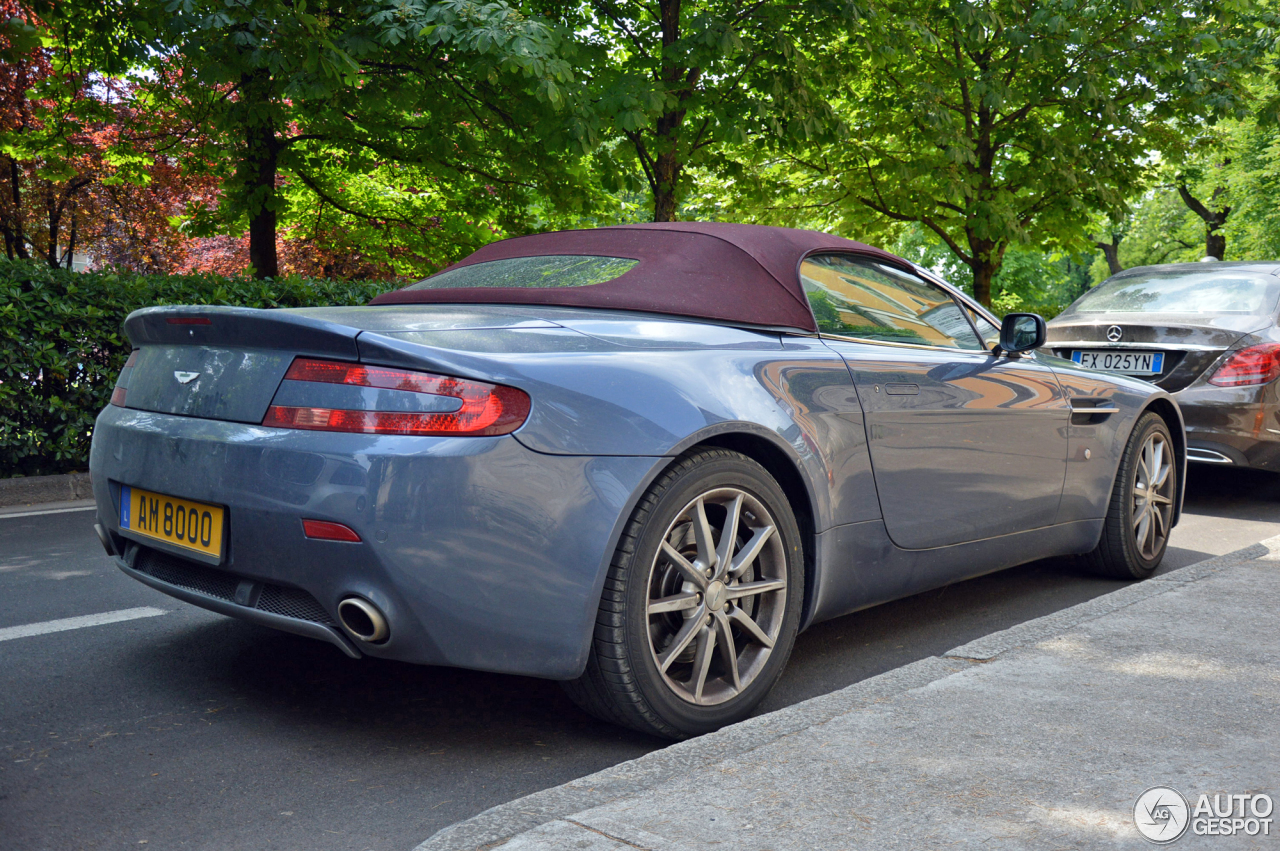 Aston Martin V8 Vantage Roadster