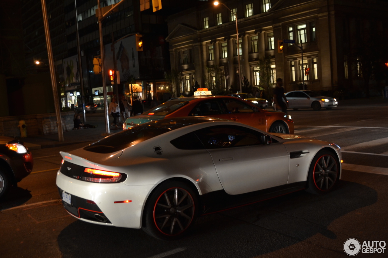 Aston Martin V8 Vantage S