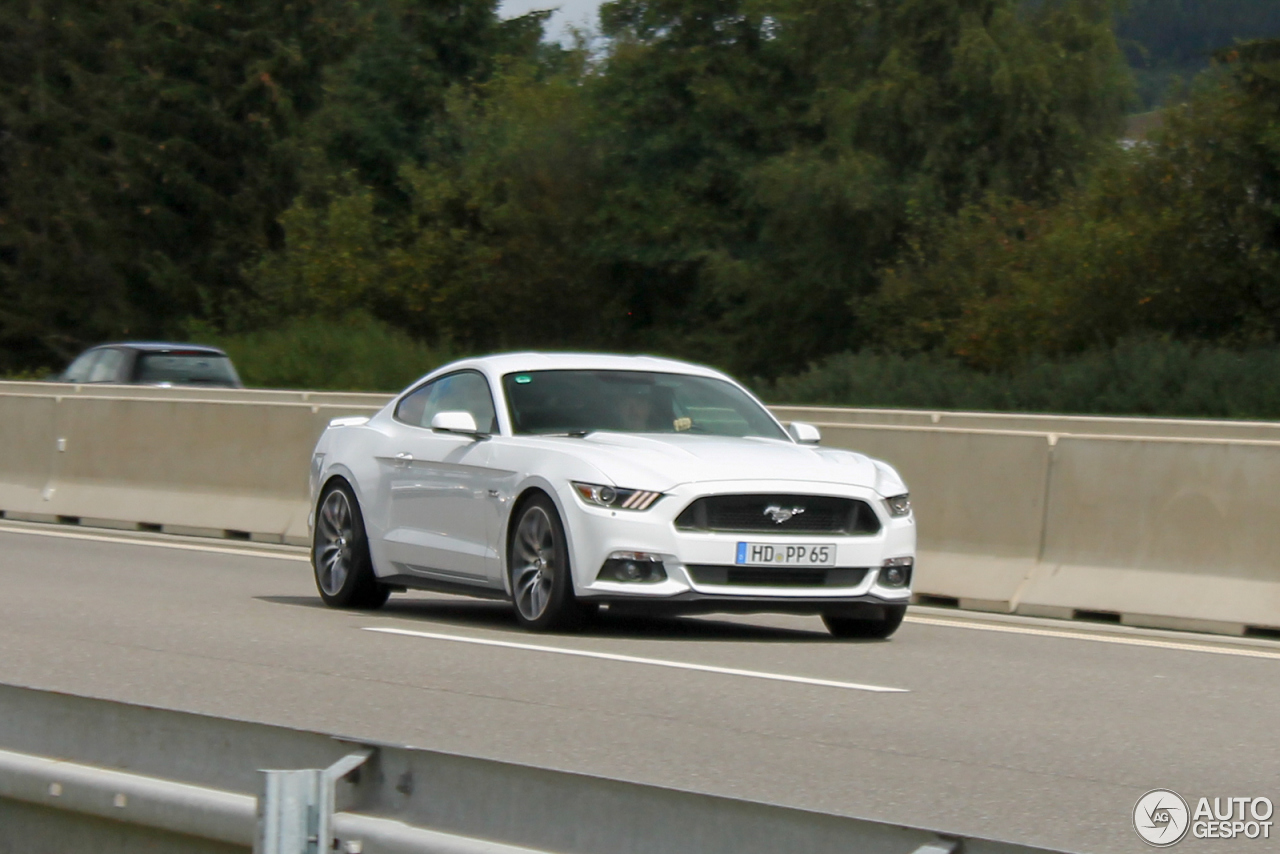 Ford Mustang GT 2015