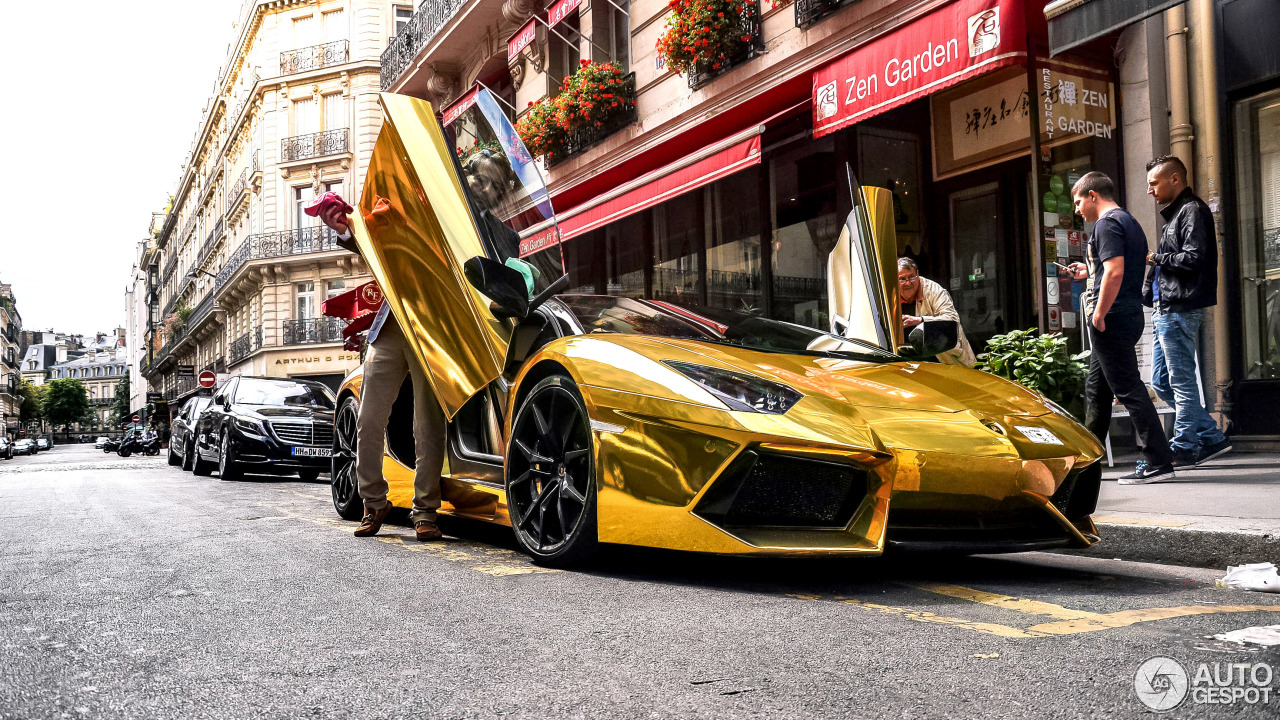 Lamborghini Aventador LP700-4 Roadster