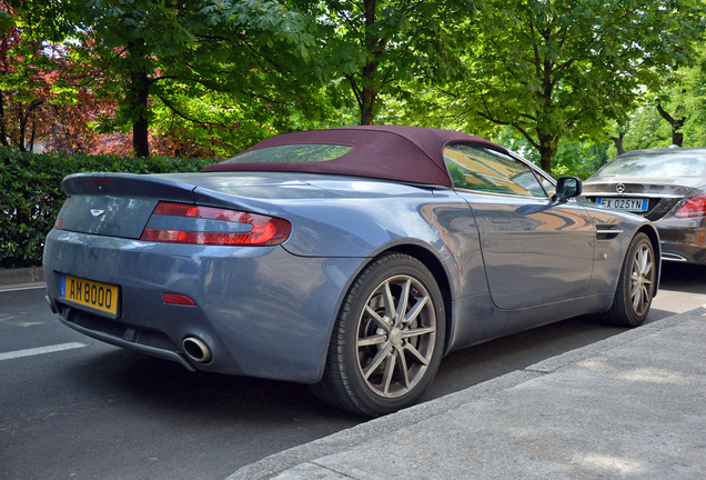 Aston Martin V8 Vantage Roadster