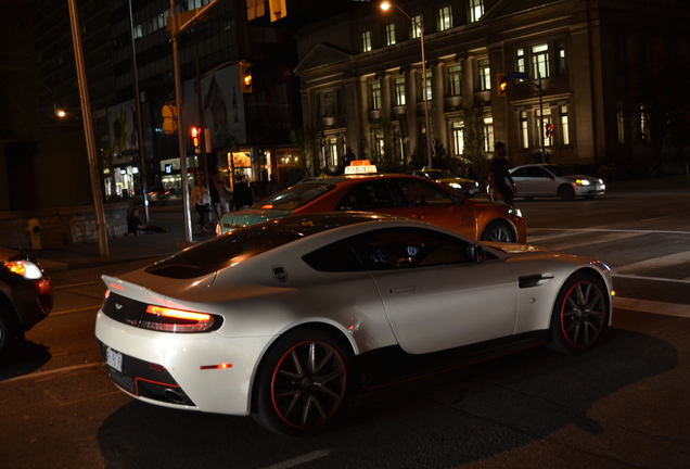 Aston Martin V8 Vantage S