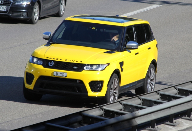 Land Rover Range Rover Sport SVR