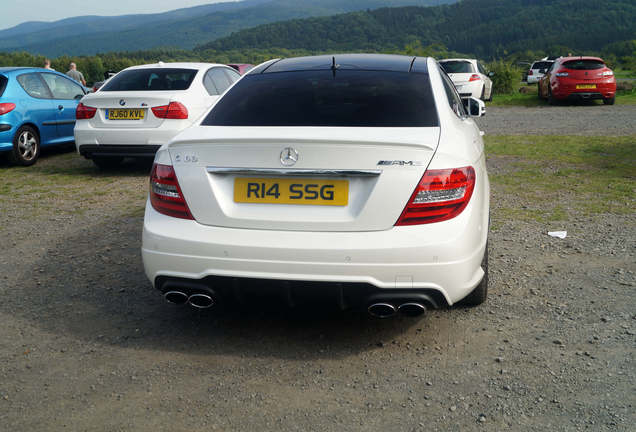 Mercedes-Benz C 63 AMG Coupé