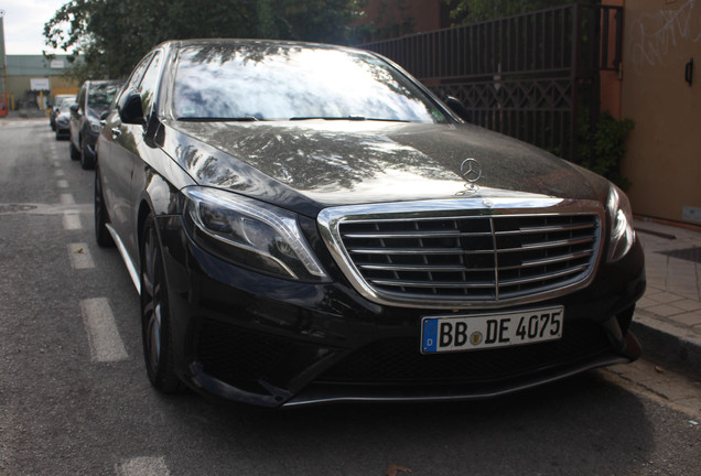 Mercedes-Benz S 63 AMG V222