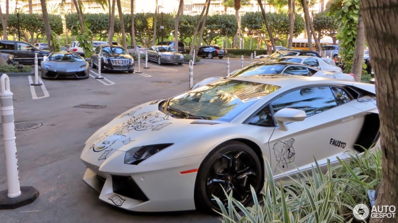 Lamborghini Aventador LP700-4