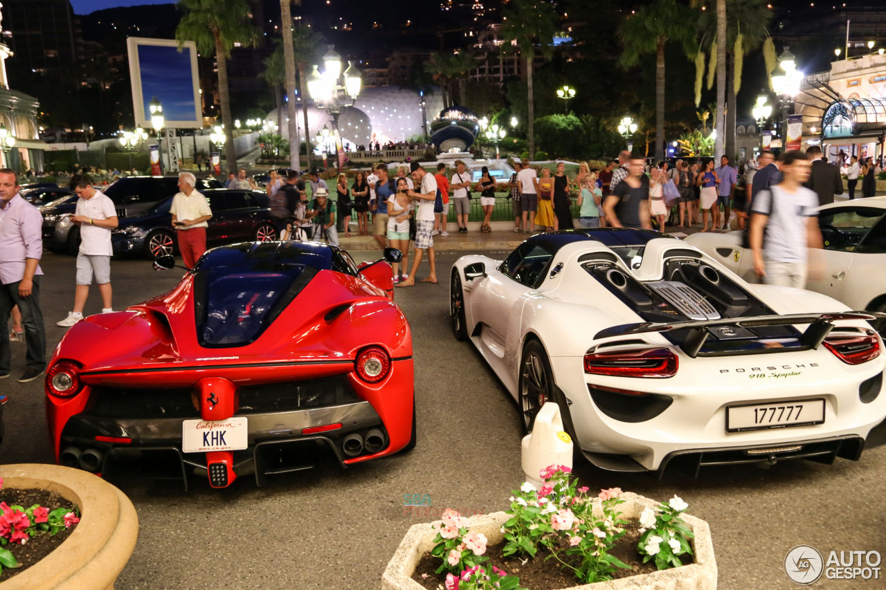 Porsche 918 Spyder Weissach Package