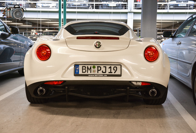 Alfa Romeo 4C Coupé