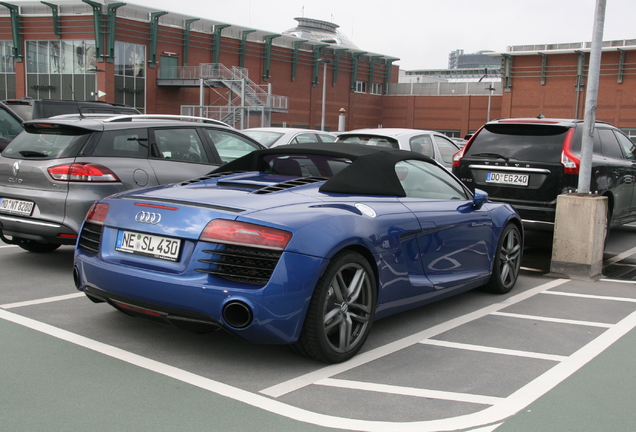 Audi R8 V8 Spyder 2013