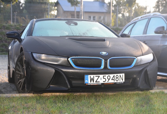 BMW i8