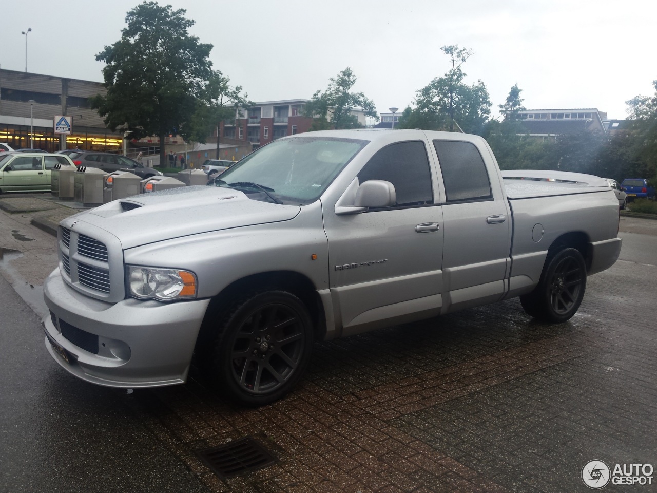 Dodge RAM SRT-10 Quad-Cab