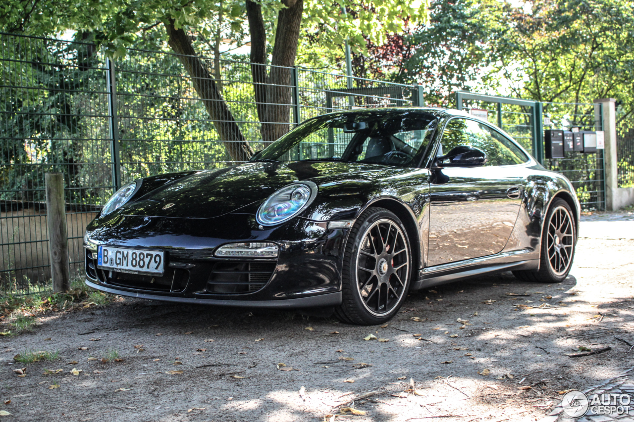 Porsche 997 Carrera 4 GTS