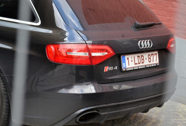 Audi RS4 Avant B8