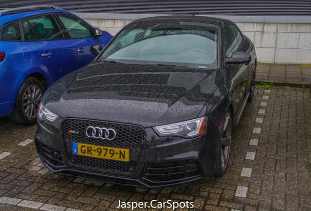 Audi RS5 B8 2012