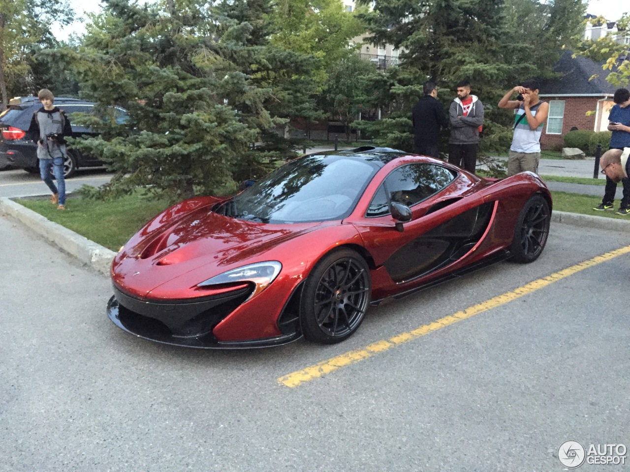 McLaren P1