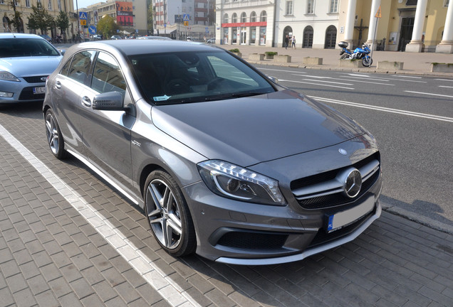 Mercedes-Benz A 45 AMG