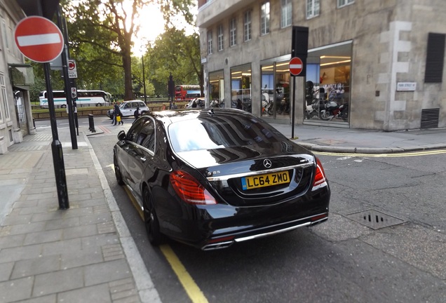 Mercedes-Benz S 65 AMG V222