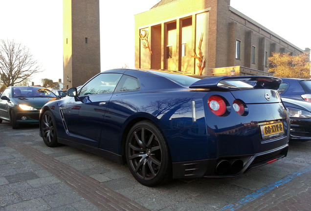 Nissan GT-R 2012