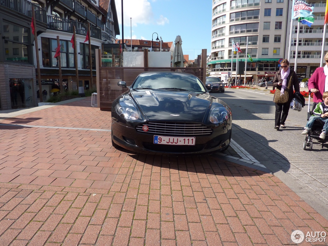 Aston Martin DB9 Volante