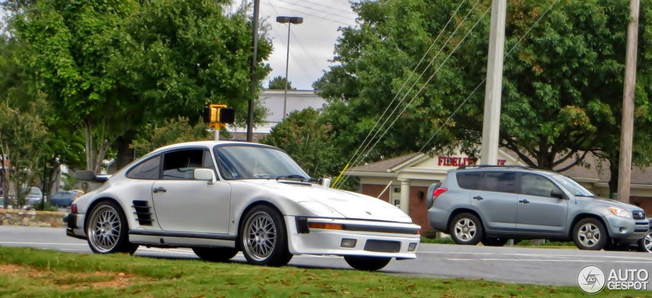 Porsche 930 Turbo Flatnose