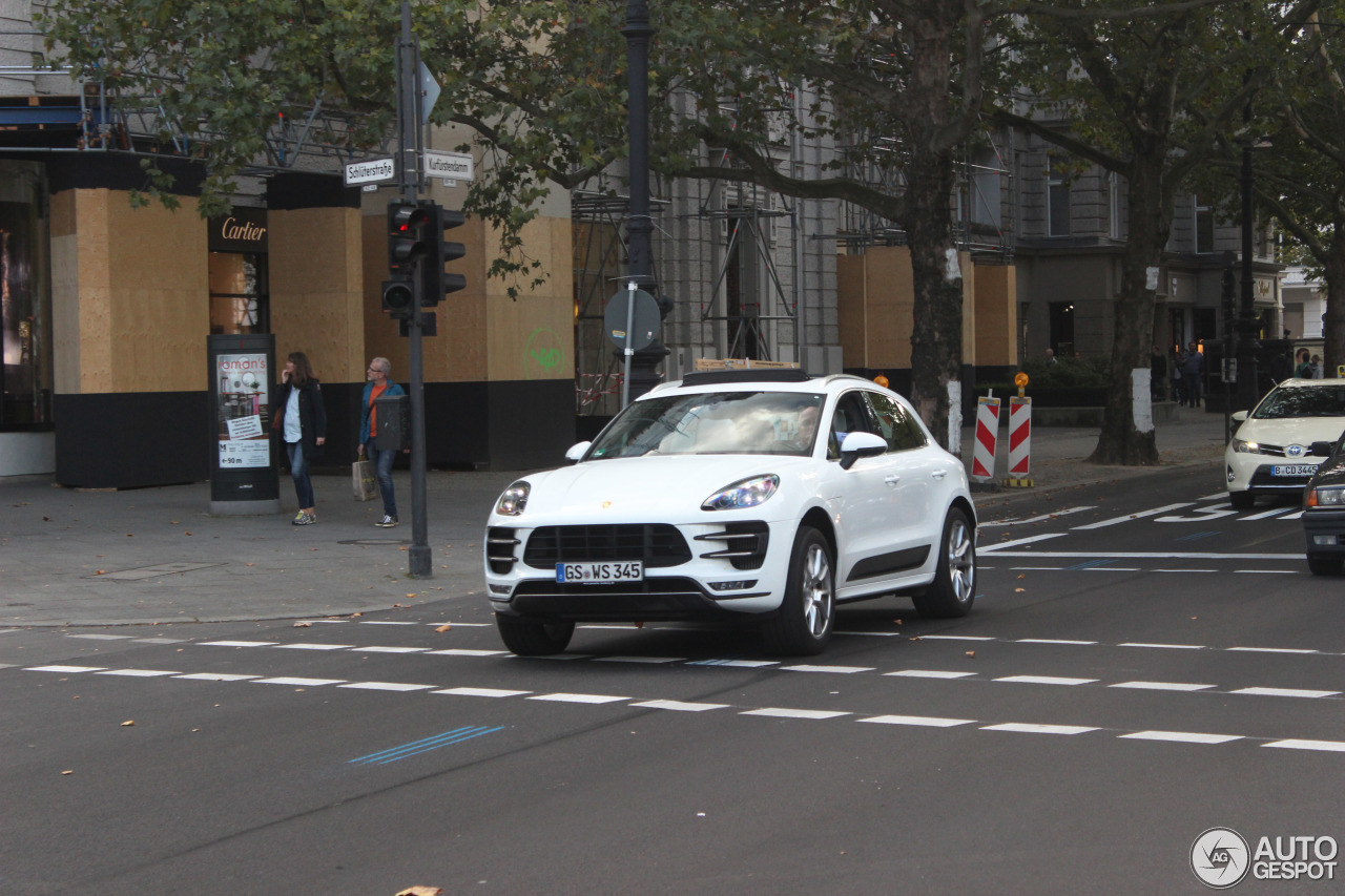 Porsche 95B Macan Turbo