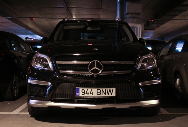 Mercedes-Benz GL 63 AMG X166