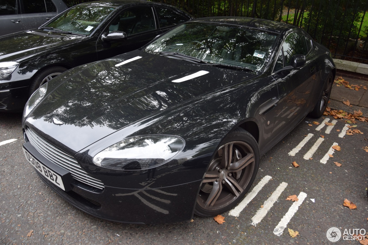 Aston Martin V8 Vantage N400