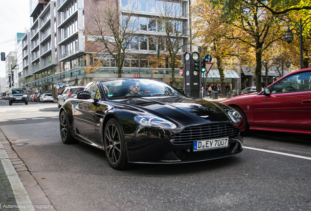 Aston Martin V8 Vantage Roadster 2012