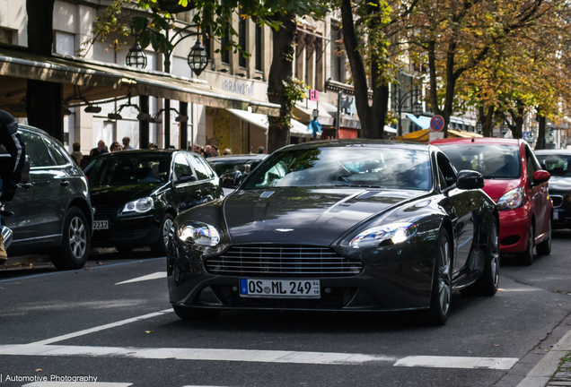 Aston Martin V8 Vantage S