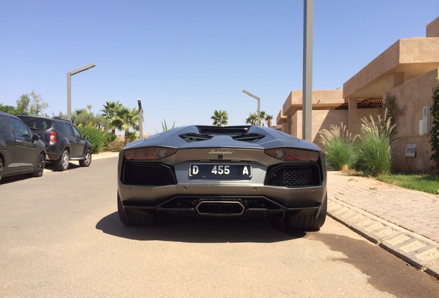 Lamborghini Aventador LP700-4 Roadster