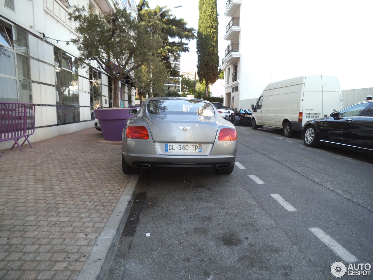 Bentley Continental GT V8