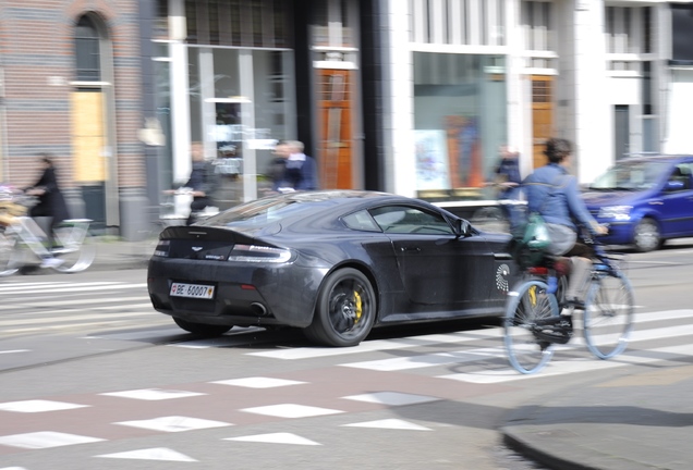 Aston Martin V12 Vantage S