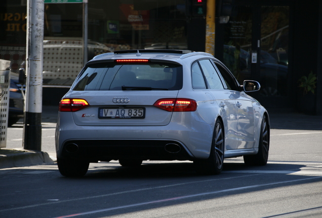 Audi RS4 Avant B8